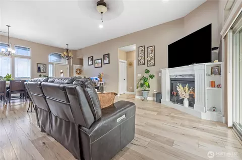 1830 E Madera St, Othello, WA 99344 photo 9