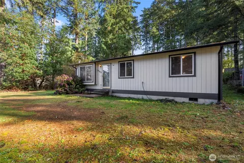 2303 197th Ave SW, Lakebay, WA 98349