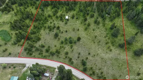 21145 Leclerc Rd N, Cusick, WA 99119 photo 3