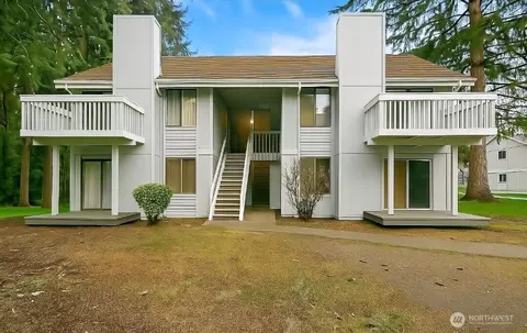 23 S 342nd Pl, Federal Way, WA 98003
