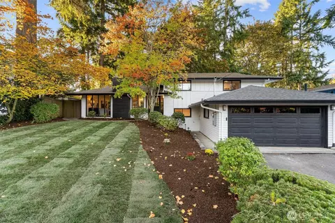 2133 170th Ave NE, Bellevue, WA 98008
