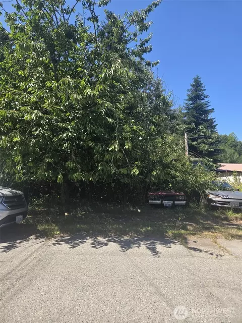 7468 Mill Ave, Concrete, WA 98237