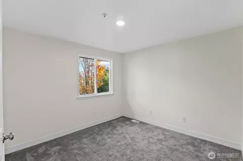 625 101st Pl SE #C, Everett, WA 98208 photo 32