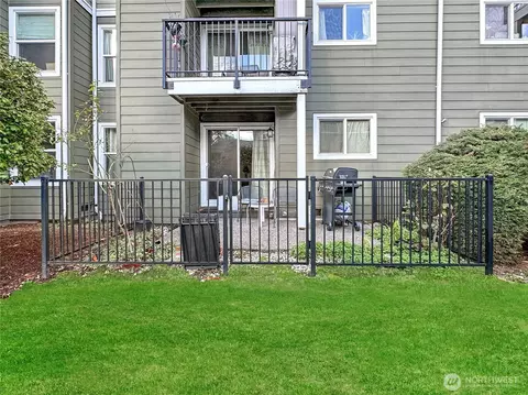 820 Cady Rd #E102, Everett, WA 98203 photo 3