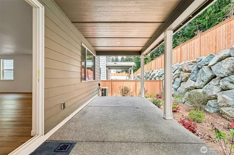 Exterior - 24323 13th Ave SE #CR20, Bothell, WA 98021 photo 4 of 6