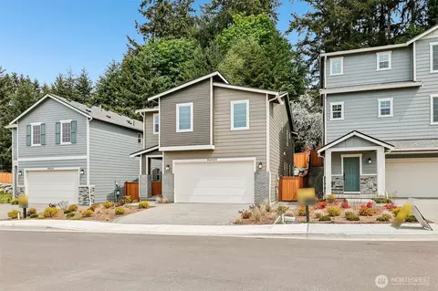 Exterior - 24323 13th Ave SE #CR20, Bothell, WA 98021 photo 3 of 6