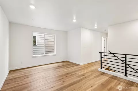 Living - 24323 13th Ave SE #CR20, Bothell, WA 98021 photo 8 of 8