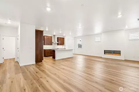 Living - 24323 13th Ave SE #CR20, Bothell, WA 98021 photo 6 of 8