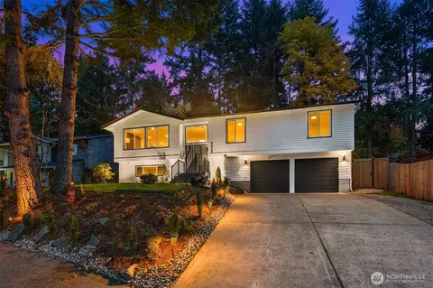 9408 168th Pl NE, Redmond, WA 98052