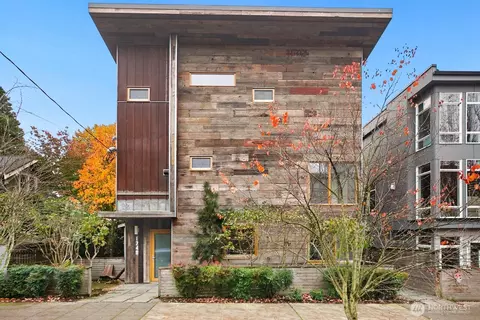1749 NW 61st St, Seattle, WA 98107