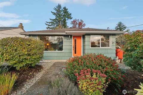 9018 36th Ave S, Seattle, WA 98118