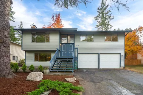10316 NE 202nd St, Bothell, WA 98011