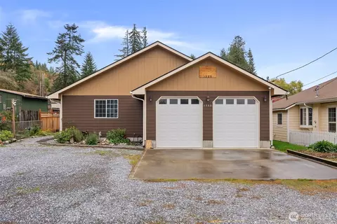 1308 St Helens Ave, Centralia, WA 98531