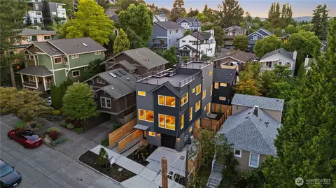 2618 E Roy St, Seattle, WA 98112
