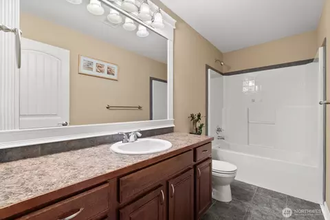 17215 18th Ave E, Spanaway, WA 98387 photo 20
