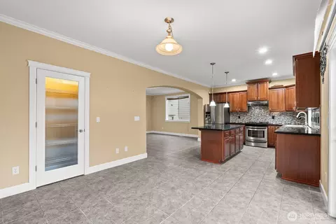 17215 18th Ave E, Spanaway, WA 98387 photo 9