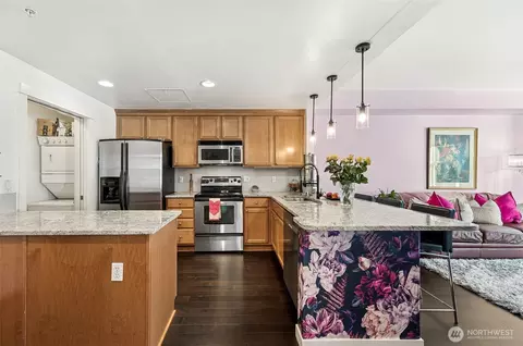 55 Williams Ave S #209, Renton, WA 98057