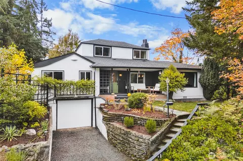 231 S Yantic Ave, Bremerton, WA 98312