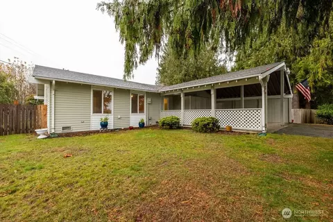 53 Twin Firs Estate Dr, Port Angeles, WA 98362