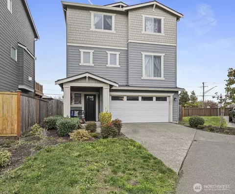 1031 133rd Pl SW #8, Everett, WA 98204