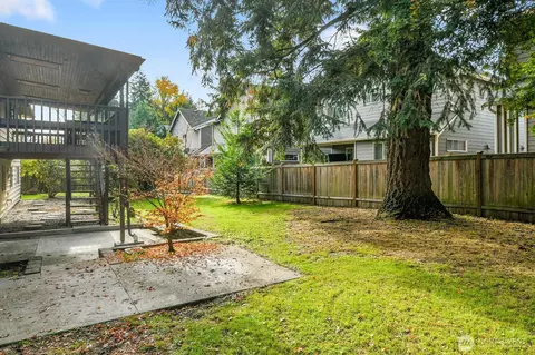 Exterior - 19414 1st Ave SE, Bothell, WA 98012 photo 7 of 7