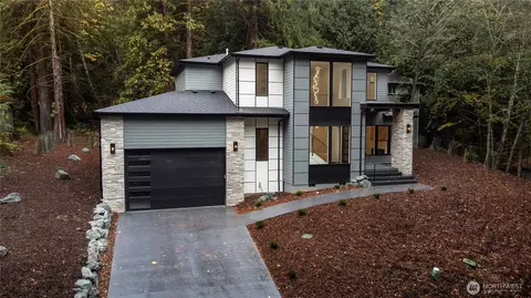 3 Acorn Pl, Bellingham, WA 98229