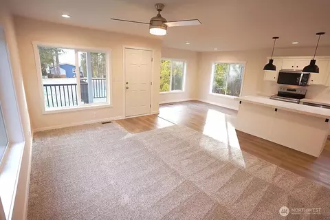 50 E Lookout Ct, Grapeview, WA 98546 photo 5