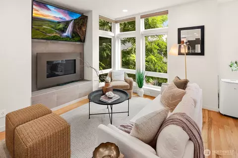 2420 NW A Nw 61st St, Seattle, WA 98107