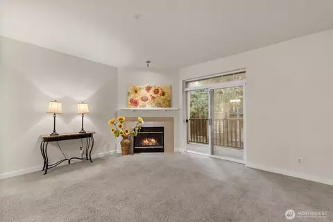Living - 18930 Bothell Everett Hwy #D203, Bothell, WA 98012 photo 3 of 4