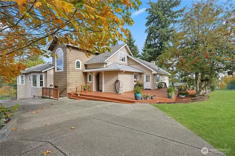 3518 52nd St E, Tacoma, WA 98443