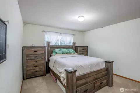 Bedroom - 19203 76th Ave E, Spanaway, WA 98387 photo 2 of 4