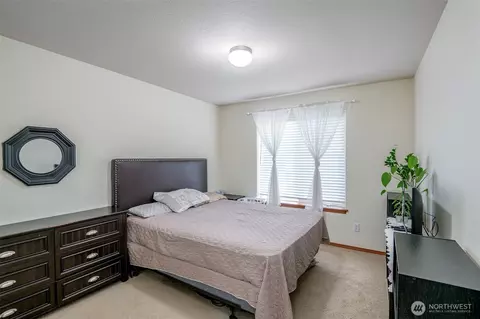 Bedroom - 19203 76th Ave E, Spanaway, WA 98387 photo 4 of 4