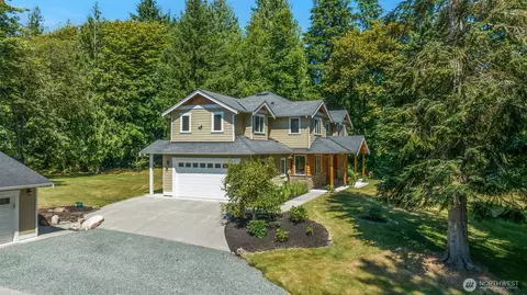 11212 Chain Lake Rd, Snohomish, WA 98290