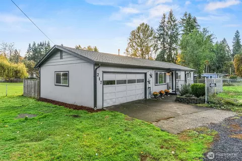 217 Red Row Rd, Kelso, WA 98626