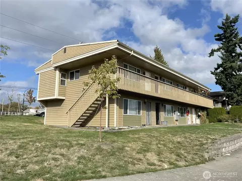 1422 Chestnut St, Everett, WA 98201