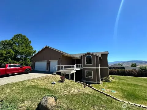 3639 Ridgeview Blvd, Wenatchee, WA 98801