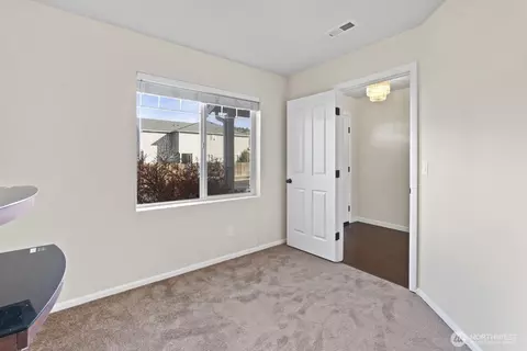 Bedroom - 1105 Sigafoos Ave NW, Orting, WA 98360 photo 1 of 8