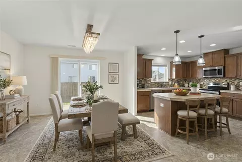 Dining - 1105 Sigafoos Ave NW, Orting, WA 98360 photo 2 of 2