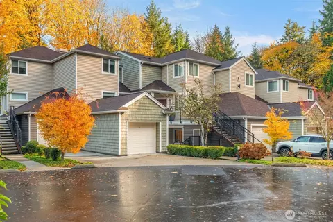 5000 NW Village Park Dr #F133, Issaquah, WA 98027