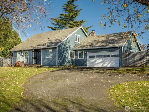 11015 NW 30th Ct, Vancouver, WA 98685