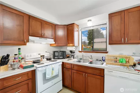 22416 40th Ave E, Spanaway, WA 98387 photo 5
