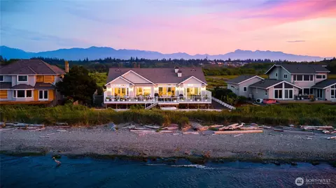 33 E Seashore Ln, Sequim, WA 98382 photo 2