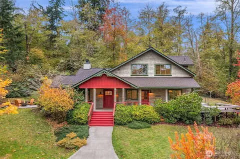 9326 SW 216th St, Vashon, WA 98070