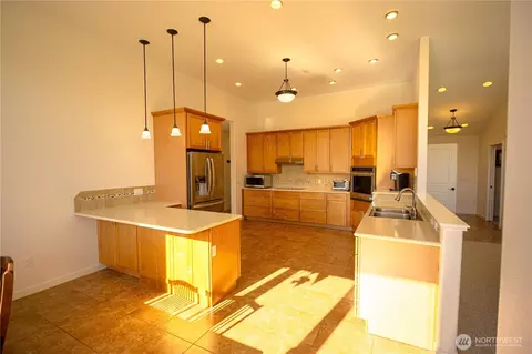 Kitchen - 151 Quail Meadows Dr, Sequim, WA 98382 photo 3 of 3