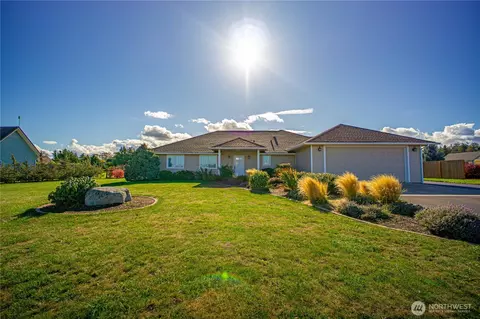 151 Quail Meadows Dr, Sequim, WA 98382