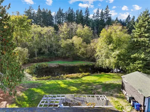 View/Area - 23032 7th Ave SE, Bothell, WA 98021 photo 2 of 7