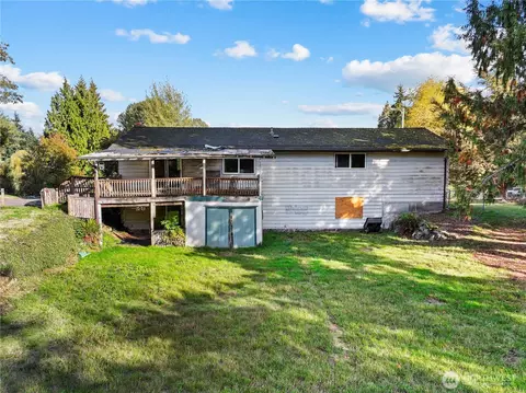 Exterior - 23032 7th Ave SE, Bothell, WA 98021 photo 6 of 6