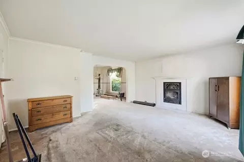 Living - 2009 Lombard Ave, Everett, WA 98201 photo 2 of 2