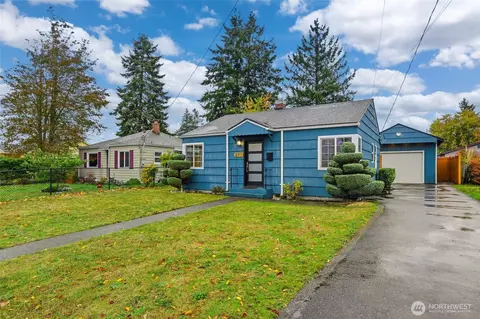 823 S Rochester St, Tacoma, WA 98465