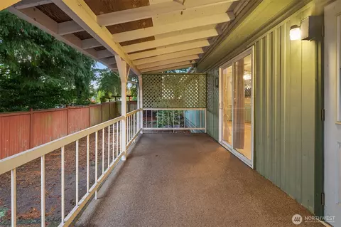 12800 NE 190th Pl, Bothell, WA 98011 photo 19
